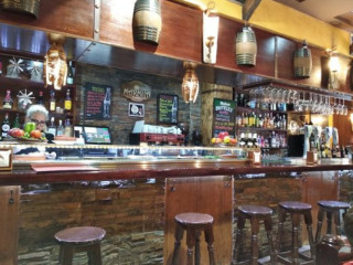 restaurant image