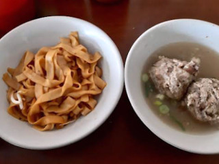 Mie Baso Abas Dan Seafood