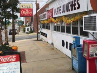 Hillsville Diner