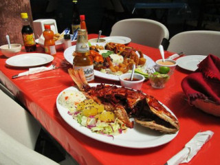 Mariscos La Guera