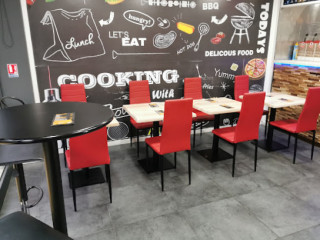 restaurant image