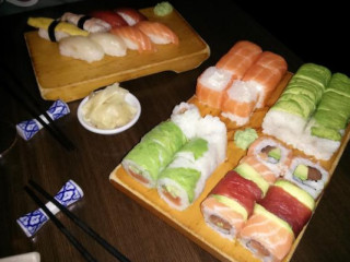 Sushi Resto