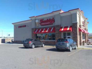 Freddy's Frozen Custard Steakburgers