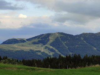 Feodor Bar D'altitude Et Restaurant Au Fumoir (haut Jura)