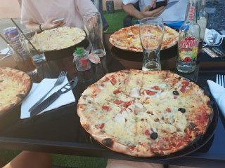 La Pizza