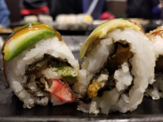 Ye's Sushi