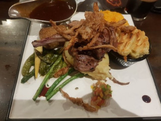 restaurant image