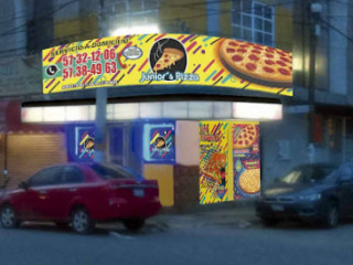 Junior's Pizza