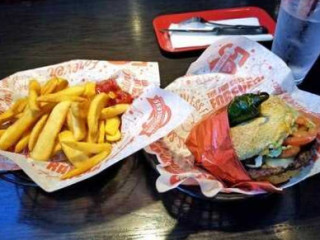 Red Robin Gourmet Burgers And Brews