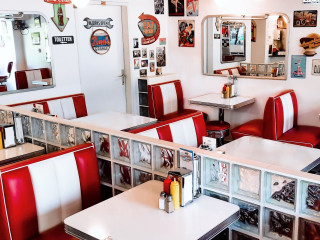 Teddy's American Diner 1060