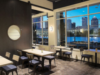 Watervue Grille- Downtown Tampa- Harbour Island