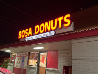 Bosa Donuts