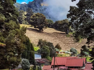 Sueños Del Irazú