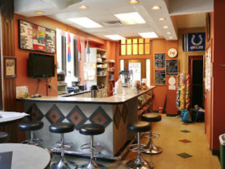 Lincoln Tower Soda Fountain