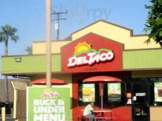 Del Taco