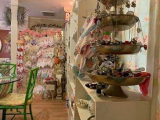 Calabash Garden Tea Room Gift Shop