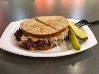 Hershel's East Side Deli