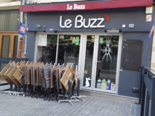 Le Buzz