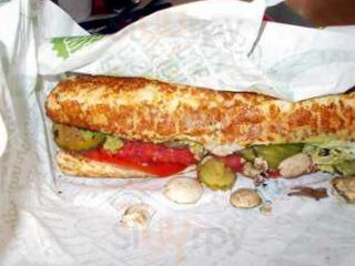 Quiznos Subs