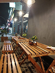 Cafe Bistreet