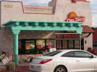 Del Taco