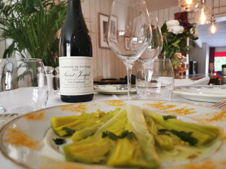 restaurant image