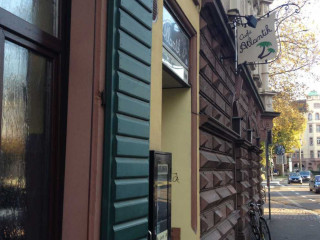 restaurant image