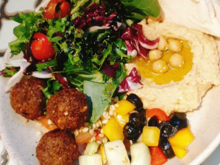 Hummus Kitchen At Parnas Mall