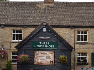 The Three Horseshoes