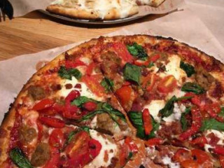 Blaze Pizza