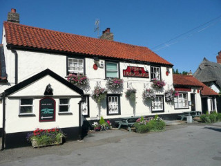 The Three Horseshoes