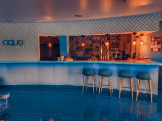 Aqua Lounge