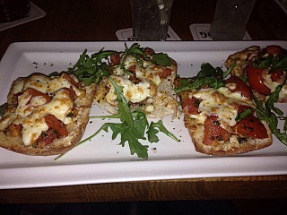 restaurant image