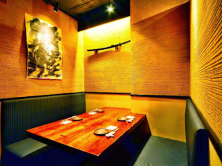 restaurant image