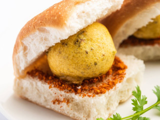 Oh! Wowo Vada Pav