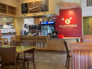 Flippers Pizzeria