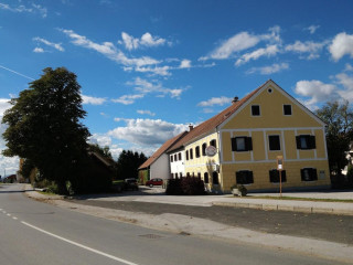 Zupanič Stanko S.p. Gostilna Pri Lipi