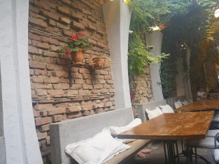 Pizzeria “passage”