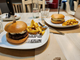 Oneburger Almoradi