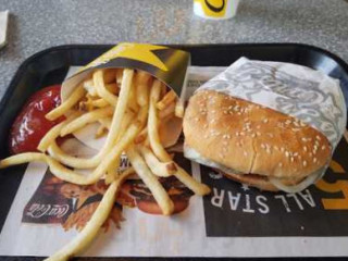 Carl's Jr.