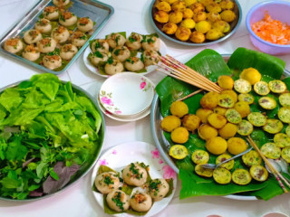 Phố Tàu Hủ