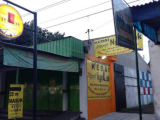 Kedai Ngopi Ngelak