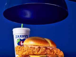 Zaxby's Chicken Fingers Buffalo Wings