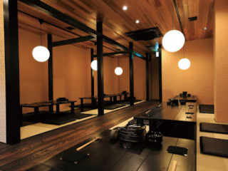 restaurant image
