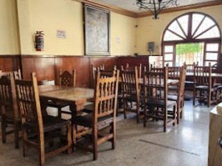 restaurant image