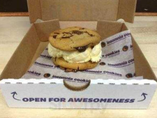 Insomnia Cookies