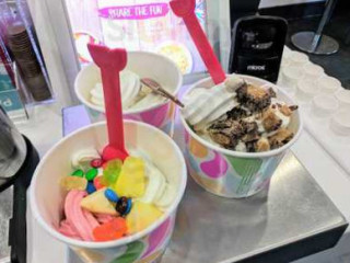 Yogurtland