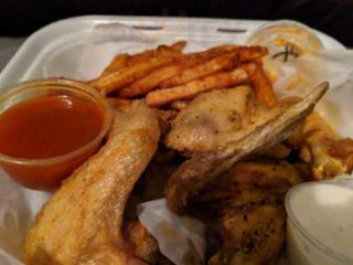 901 Wings