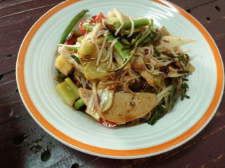 ส้มตำกำกิ๋น