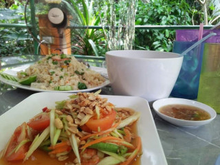 ร้านตำสุดซอย อาหารฮาลาล